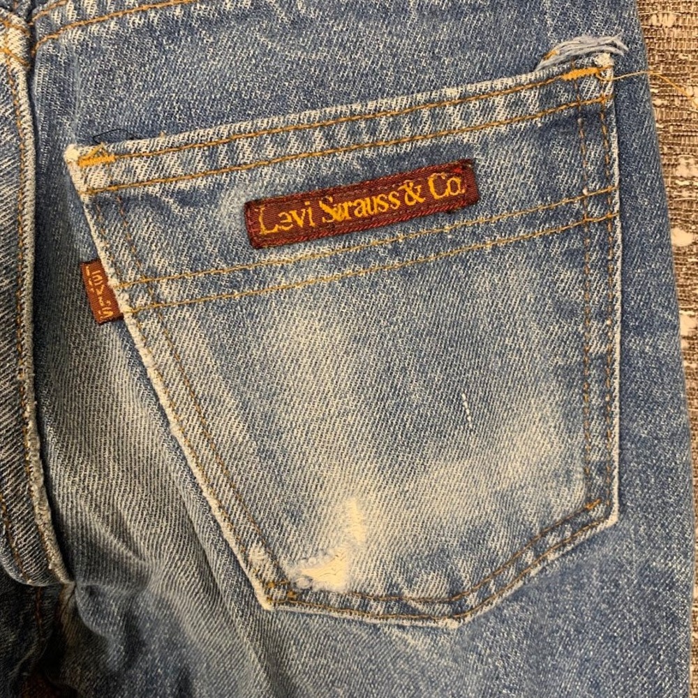 Vintage Levi's 338 Jeans Medium Wash Straight Leg Blue Denim Retro Distressed